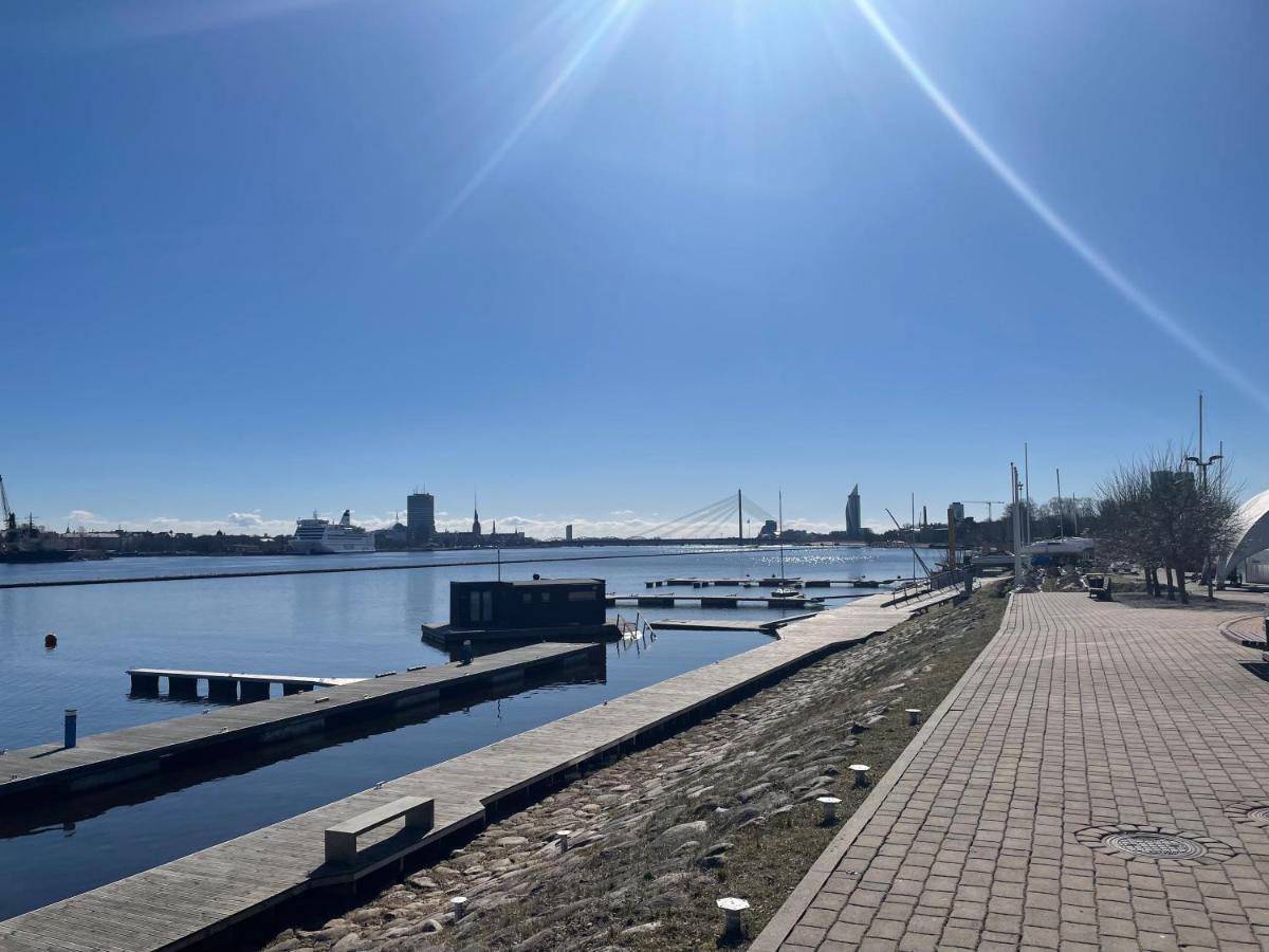Kipsala Apartments With Free Parking Рига Экстерьер фото