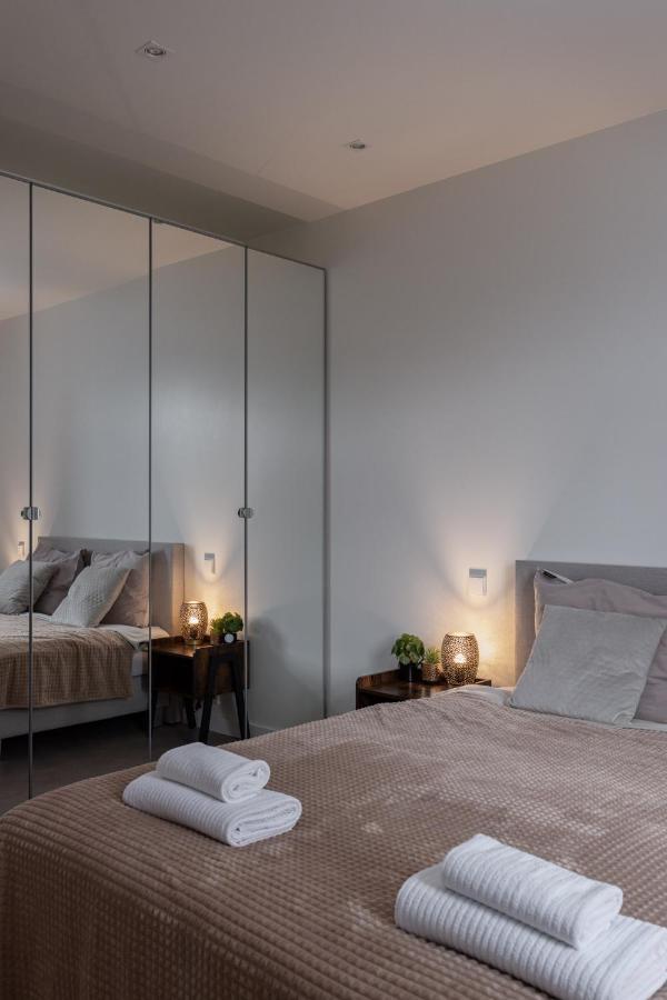 Kipsala Apartments With Free Parking Рига Экстерьер фото