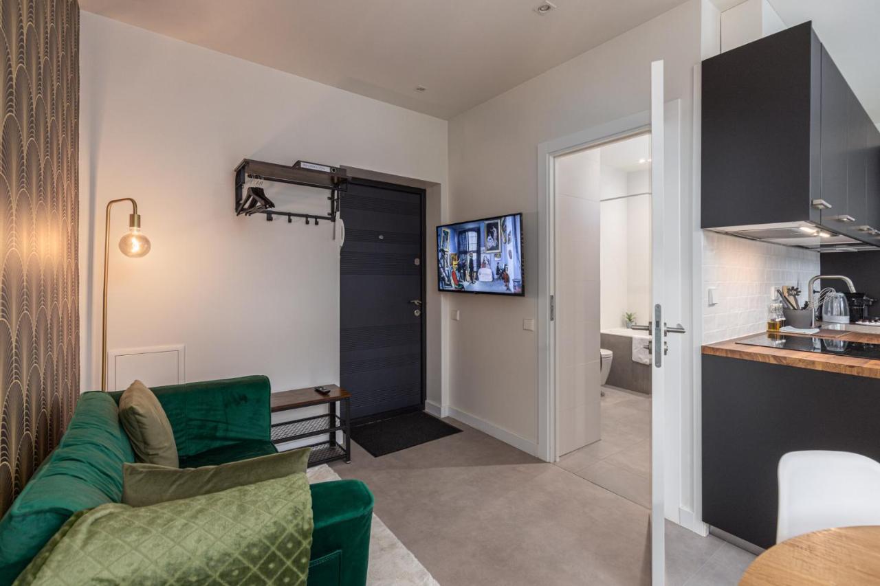 Kipsala Apartments With Free Parking Рига Экстерьер фото