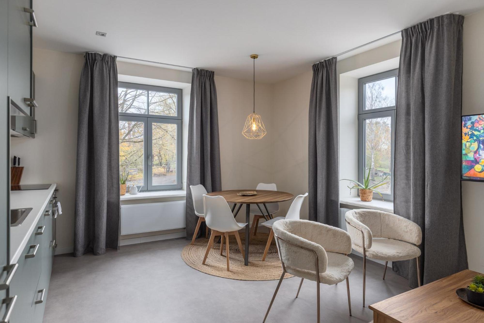 Kipsala Apartments With Free Parking Рига Экстерьер фото