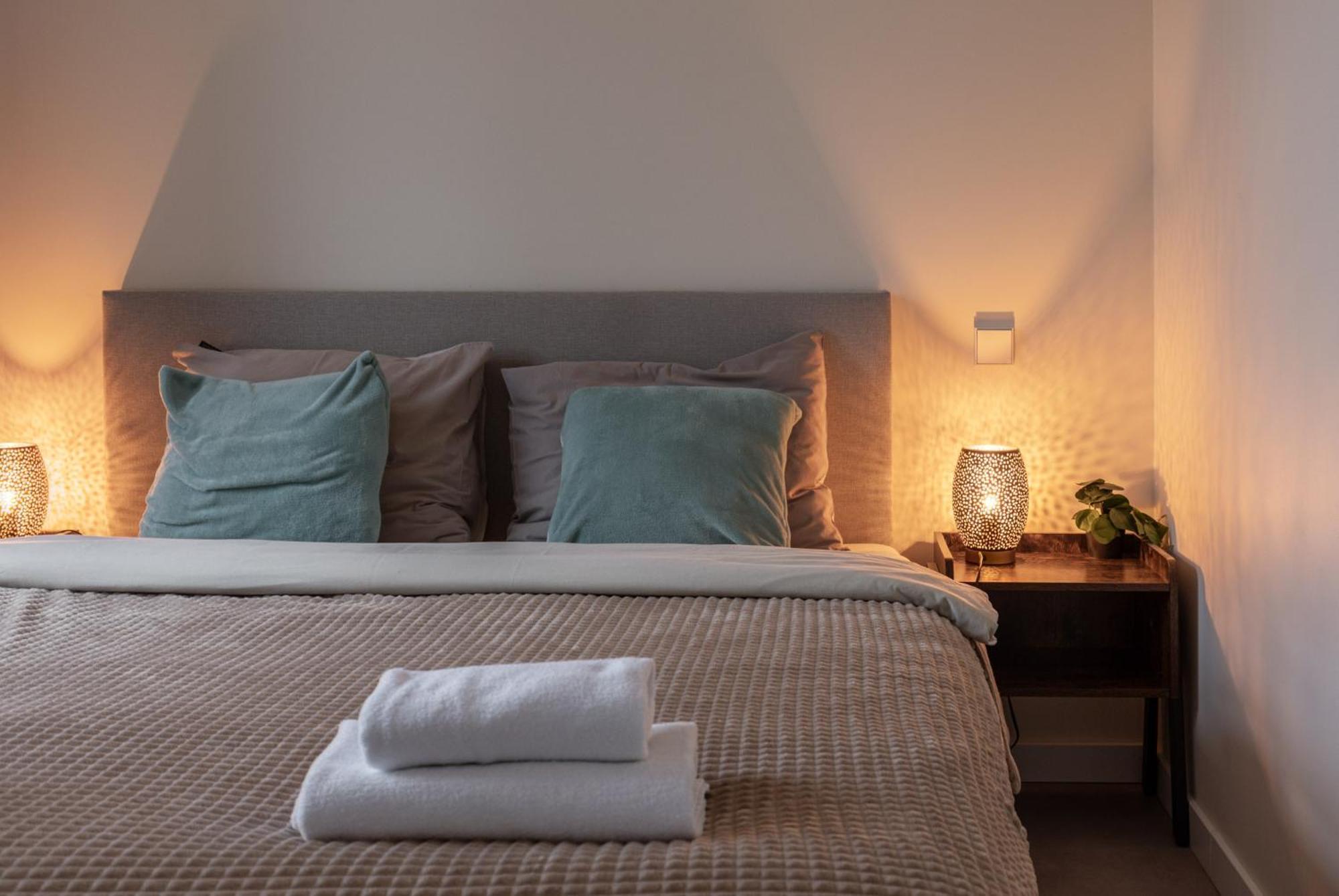 Kipsala Apartments With Free Parking Рига Экстерьер фото
